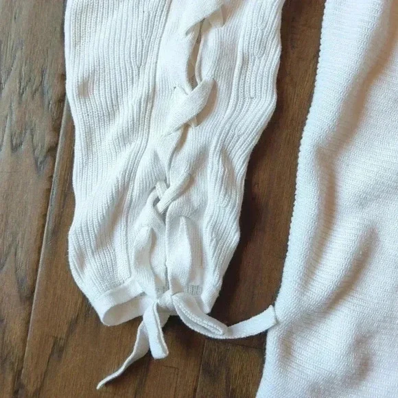 Open Arm Sweater - Picture 6 of 10